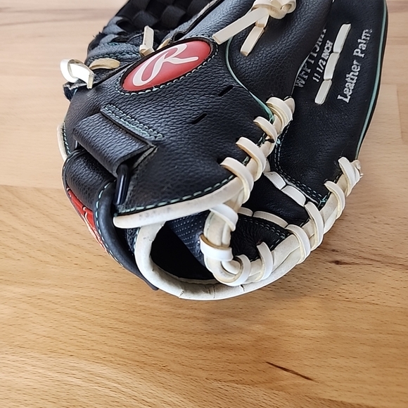 Rawlings Throw Glove Fastpitch Softball Leather Palm 11.5 Inch Right Hand - Picture 3 of 9